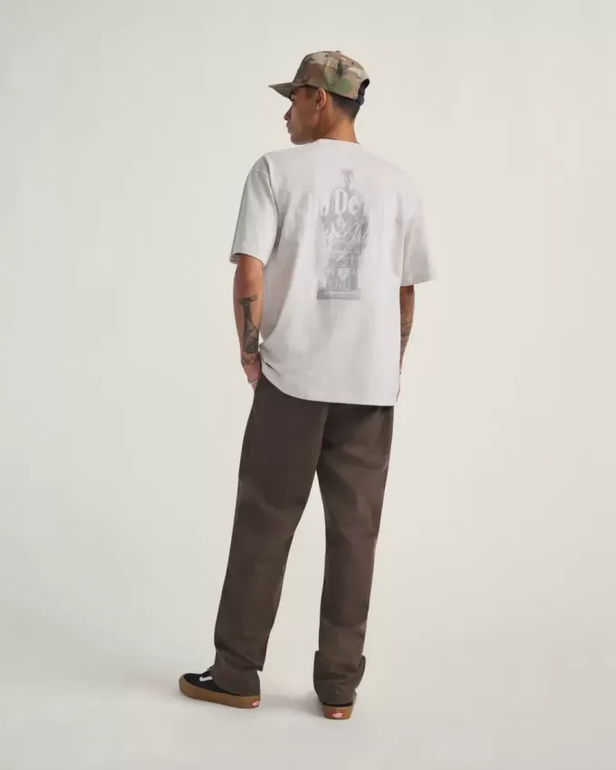Authentische Chino-Hose mit entspannter Passform Authentische Chino-Hose mit entspannter Passform