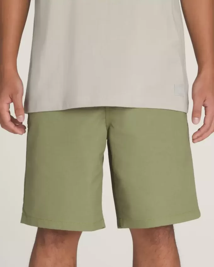 Authentische Chino-Shorts im Relaxed-Fit, 20 Zoll