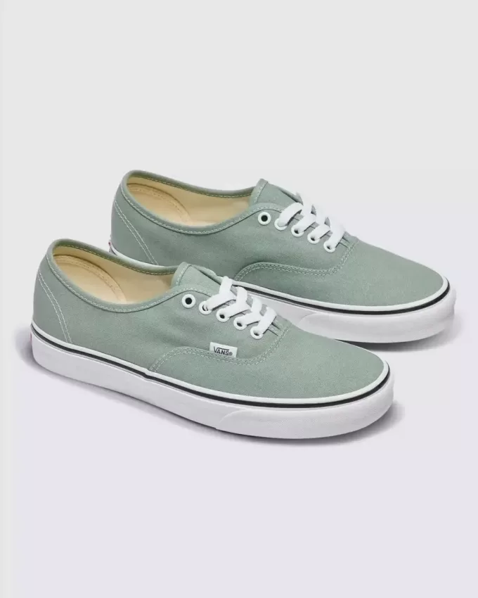 Authentischer Schuh Authentischer Schuh