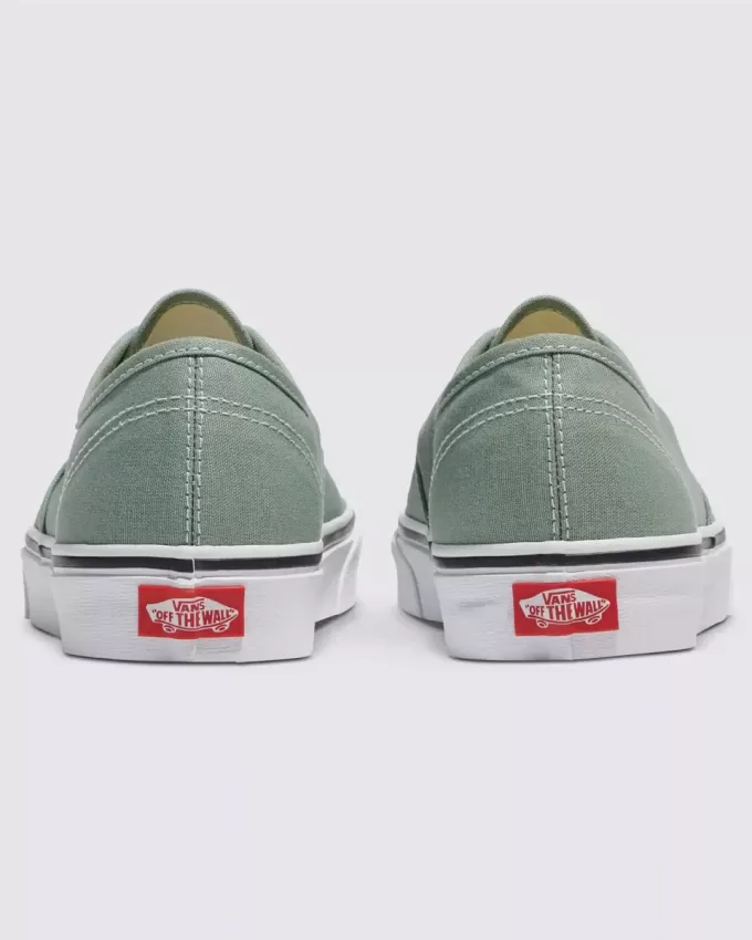 Authentischer Schuh Authentischer Schuh