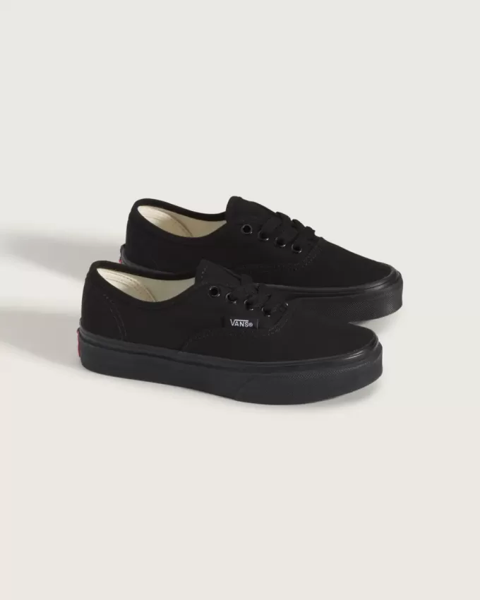 Authentischer Schuh für kleine Kinder Authentischer Schuh für kleine Kinder