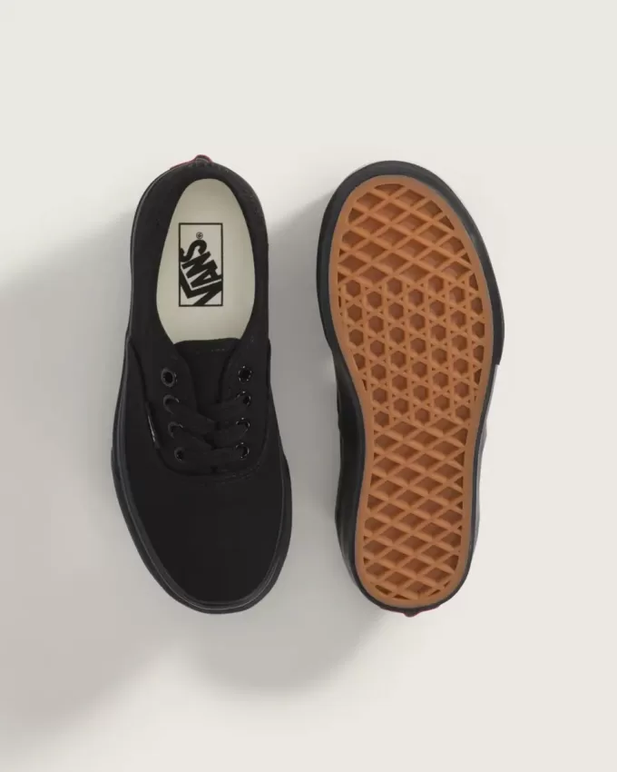 Authentischer Schuh für kleine Kinder Authentischer Schuh für kleine Kinder