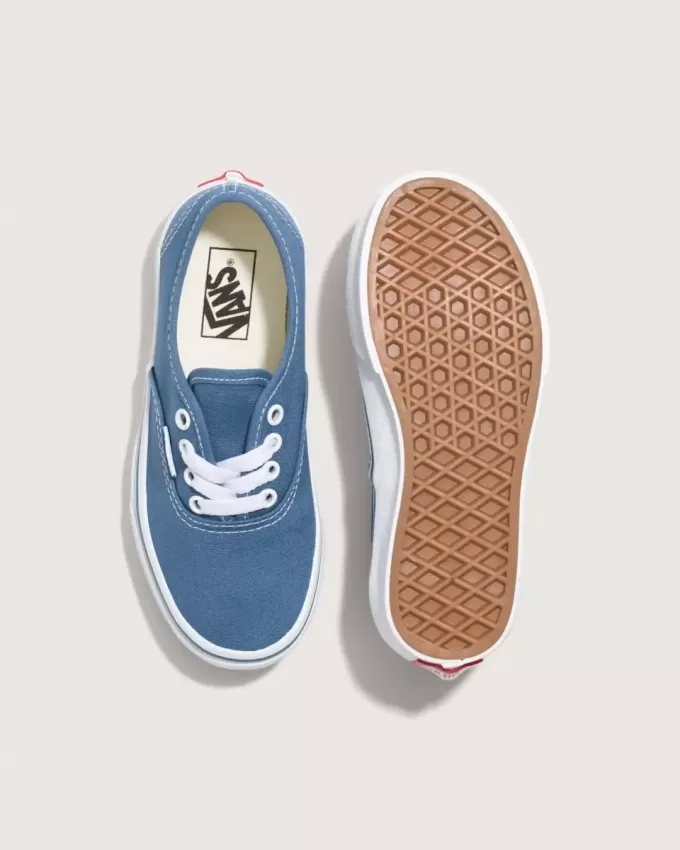 Authentischer Schuh für kleine Kinder Authentischer Schuh für kleine Kinder