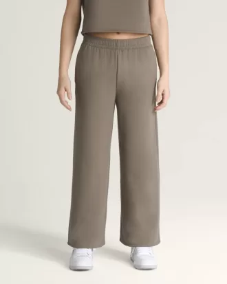 Bryn Hose mit weitem Bein