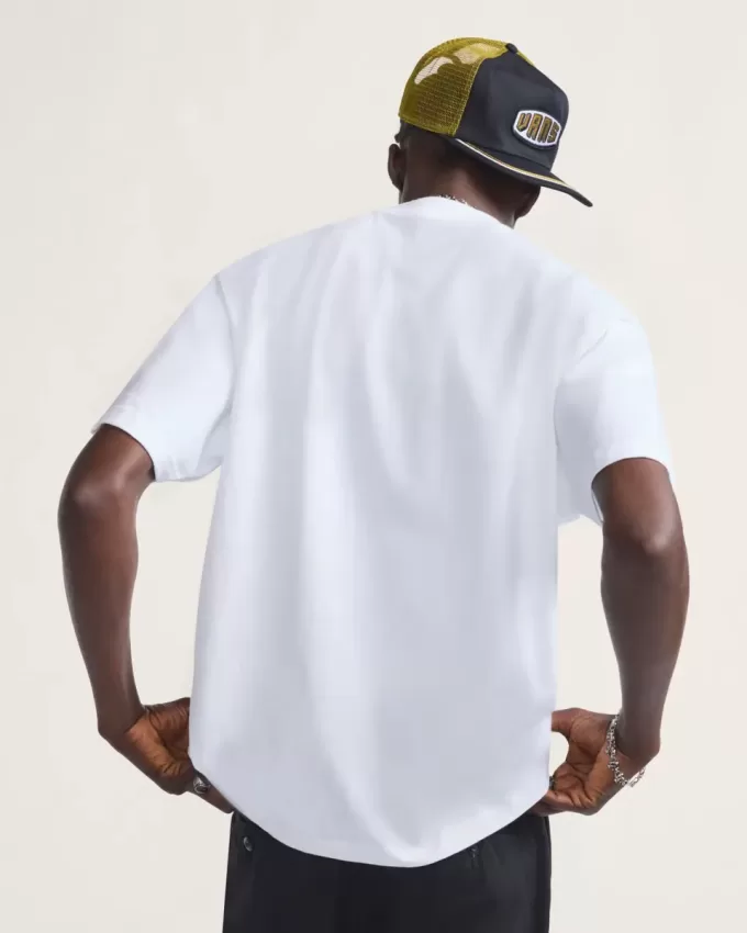Erhabenes T-Shirt Erhabenes T-Shirt