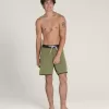 Everride 18“ Boardshorts mit Wellenkante Everride 18“ Boardshorts mit Wellenkante