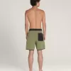 Everride 18“ Boardshorts mit Wellenkante Everride 18“ Boardshorts mit Wellenkante