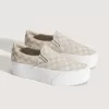 Klassischer Slip-On-Plateauschuh mit Schachbrettmuster