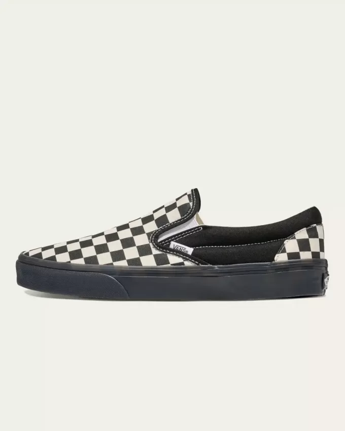 Klassischer Slip-On-Schachbrettschuh