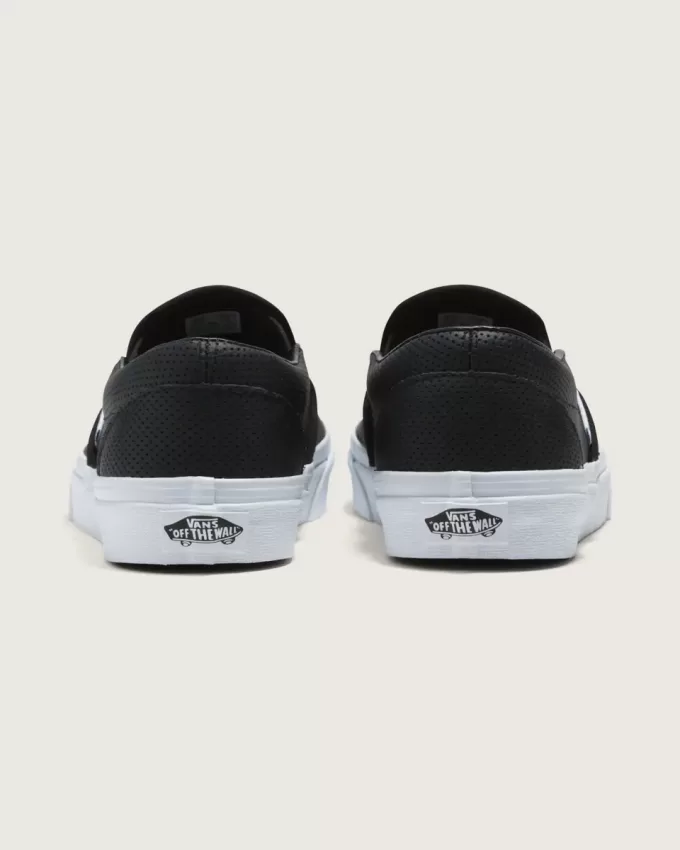 Klassischer Slip-On-Schuh Klassischer Slip-On-Schuh