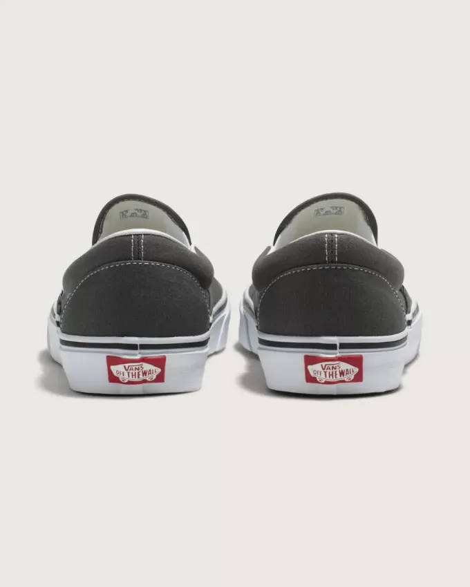 Klassischer Slip-On-Schuh