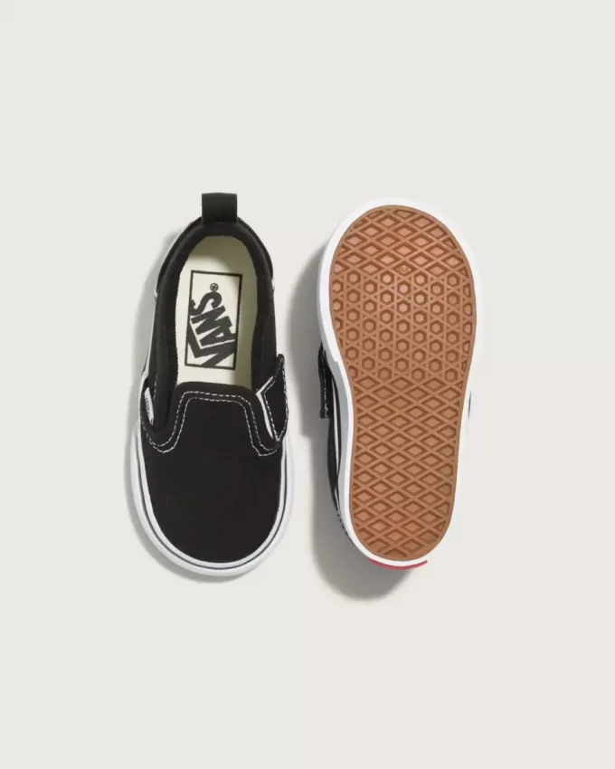 Klassischer Slip-On-V-Schuh für Kleinkinder