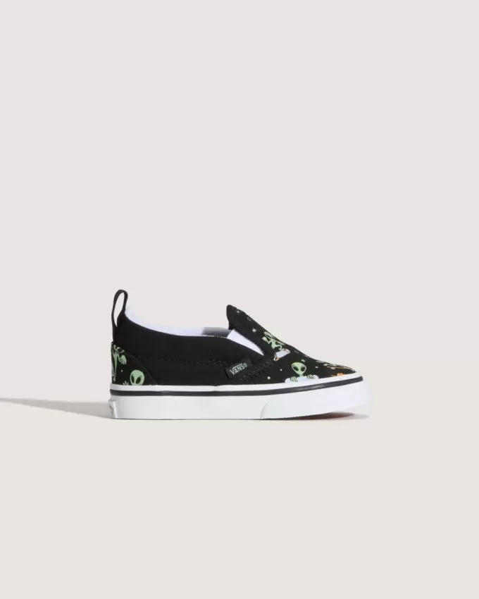 Klassischer Slip-On-V-Schuh für Kleinkinder Klassischer Slip-On-V-Schuh für Kleinkinder