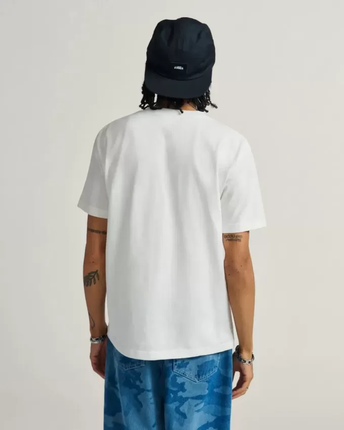 Klassisches T-Shirt mit Schriftzug