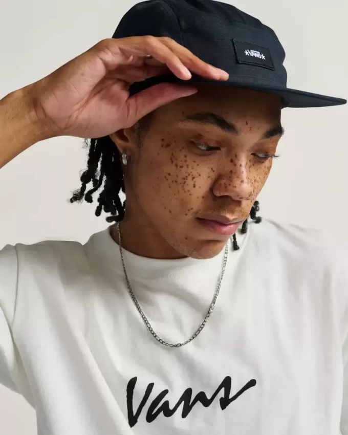 Klassisches T-Shirt mit Schriftzug