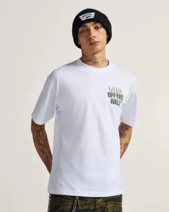 Metallwand-T-Shirt