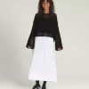Mila – Kurzer Rundhalspullover mit offenem Strickmuster Mila – Kurzer Rundhalspullover mit offenem Strickmuster