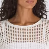 Mila – Kurzer Rundhalspullover mit offenem Strickmuster Mila – Kurzer Rundhalspullover mit offenem Strickmuster
