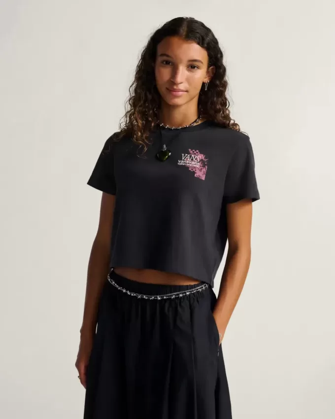 Negatives kurzes T-Shirt mit Blumenmuster Negatives kurzes T-Shirt mit Blumenmuster