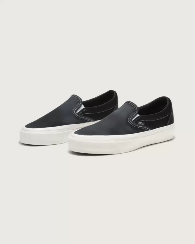 Premium Classic Slip-On Satinschuh Premium Classic Slip-On Satinschuh