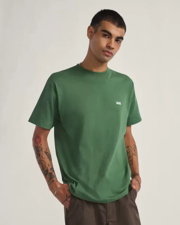 T-Shirt mit Logo auf der linken Brust T-Shirt mit Logo auf der linken Brust