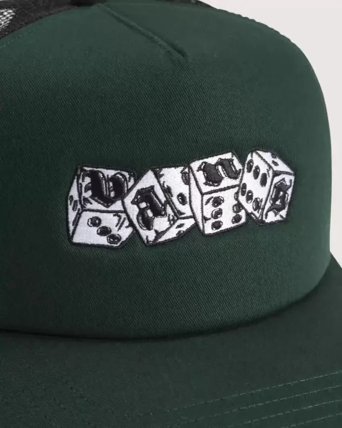 Trucker-Kappe mit gewürfeltem Logo Trucker-Kappe mit gewürfeltem Logo
