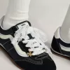 Vans – Perlen- und Spitzen-Schuhanhänger-Set Vans – Perlen- und Spitzen-Schuhanhänger-Set